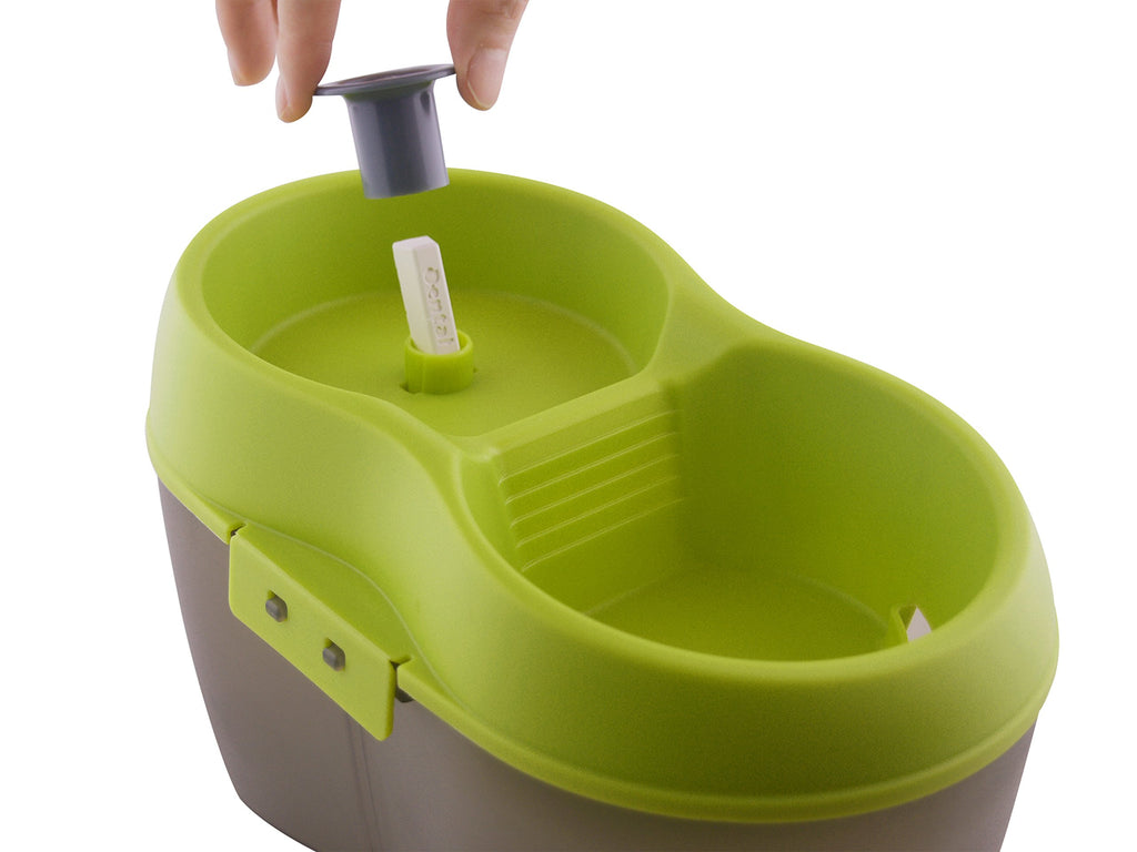 Lime Green Translucent Black 67 fl. oz Cat Water Fountain Y483848